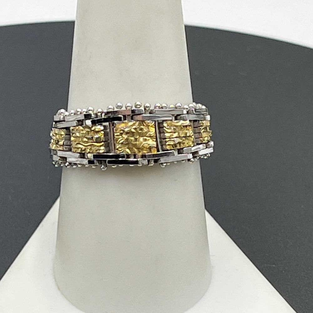 IBB Italy 925 Silver Two-Color
International Bullion Broker Vermeil
Mesh Ring